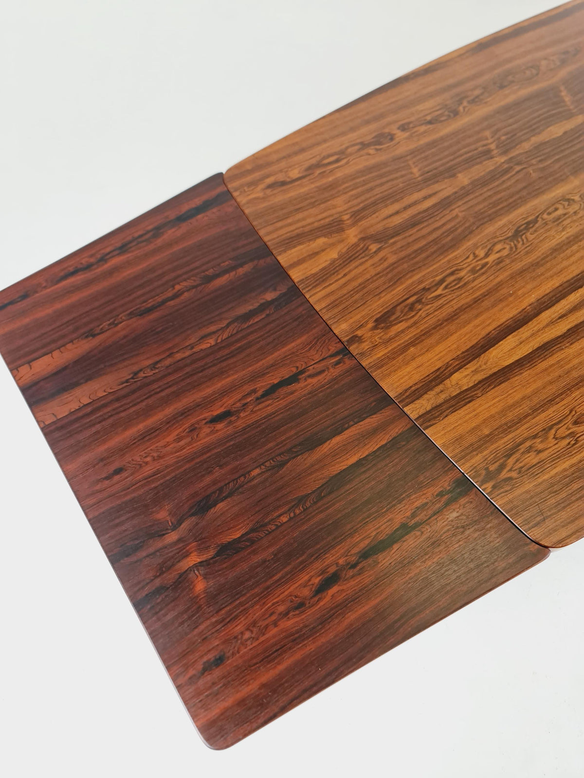Danish Henning Kjaernulf Rosewood table with two extension leaves, Denmark 1960s