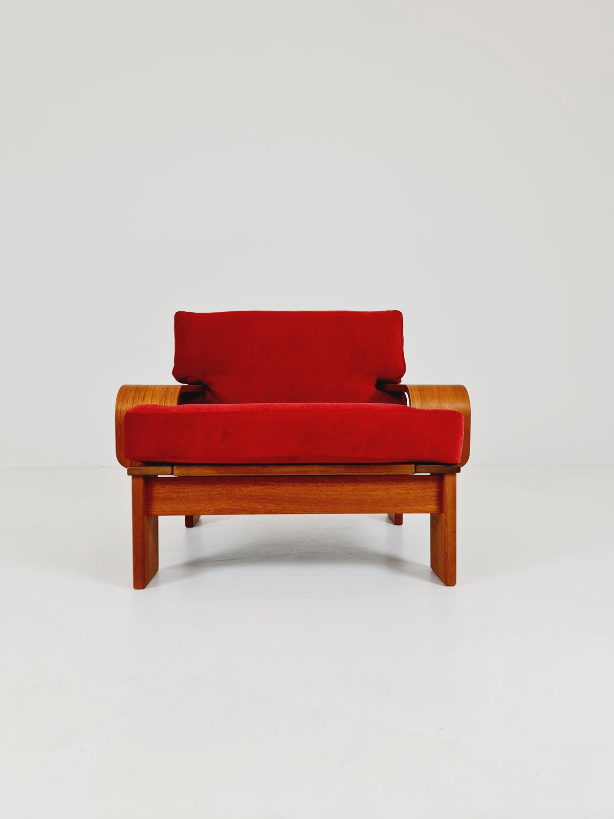 Rare Mid-Century Dansih Modern Teak lounge chair 1970s – Newly Upholstered