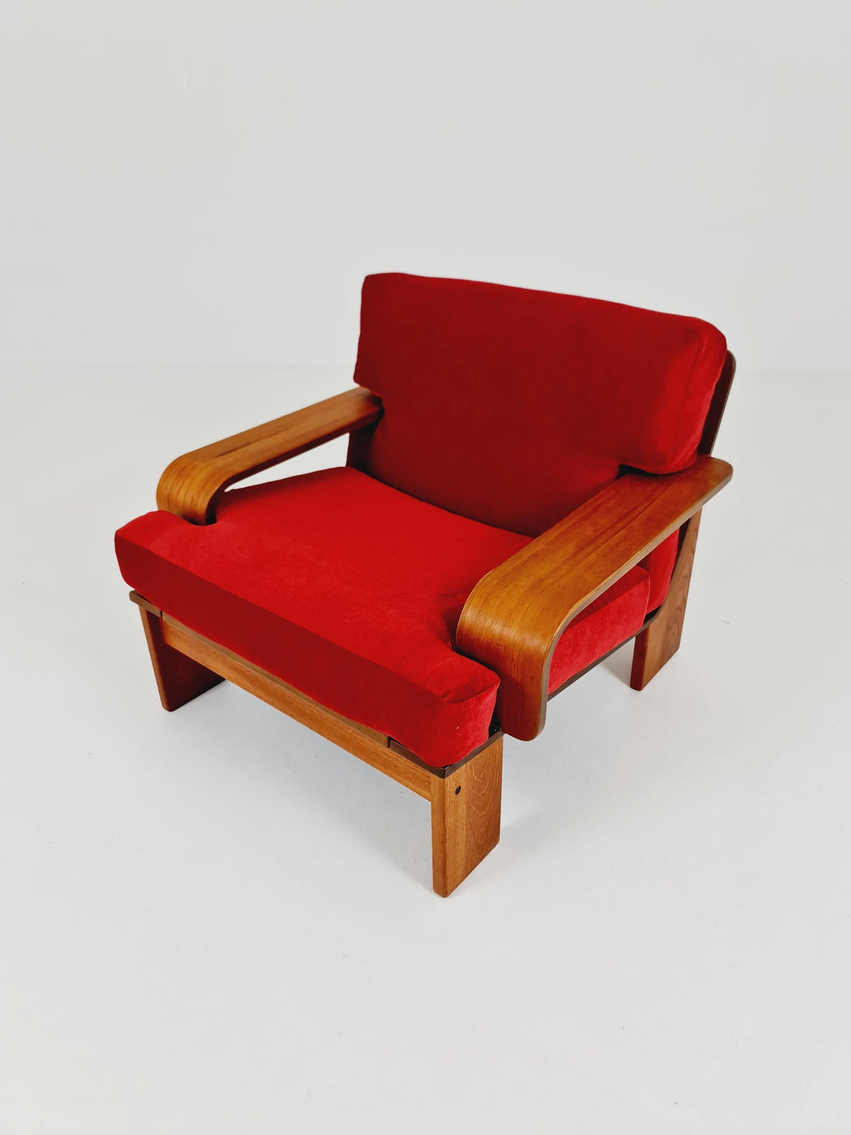 Rare Mid-Century Dansih Modern Teak lounge chair 1970s – Newly Upholstered