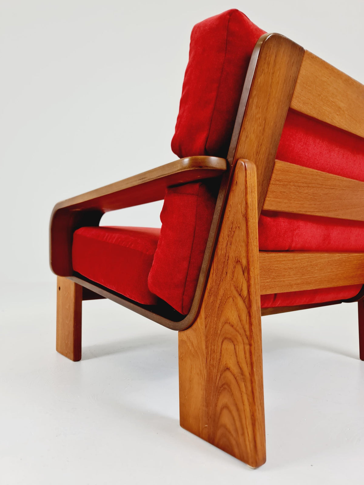 Rare Mid-Century Dansih Modern Teak lounge chair 1970s – Newly Upholstered