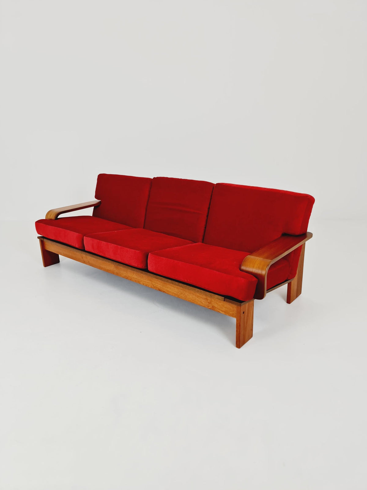 Rare Mid-Century Dansih Modern Teak Set of sofa and 2 lounge chairs 1970s – Newly Upholstered