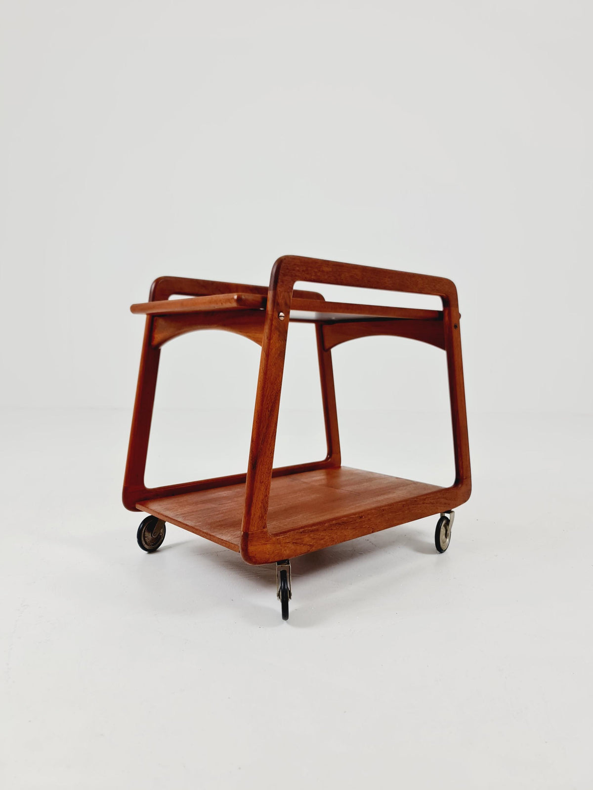 Vintage mid century danish trolley in solid teak/ bar cart By SIKA Mobler , 1960s