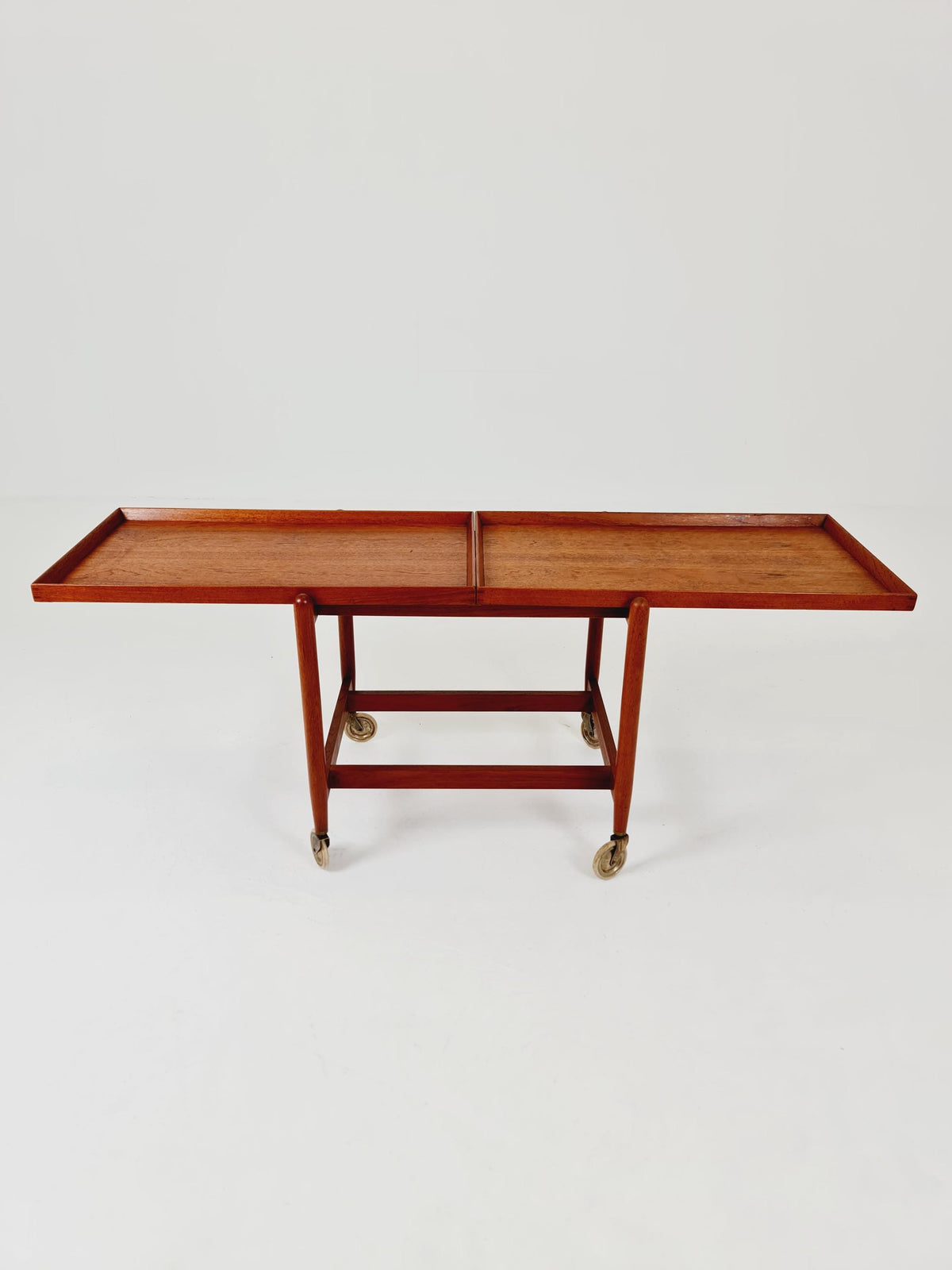 Vintage mid century danish trolley in solid Teak / bar cart By Poul Hundevad , 1960s