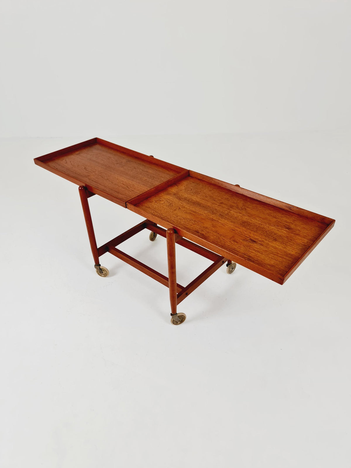 Vintage mid century danish trolley in solid Teak / bar cart By Poul Hundevad , 1960s