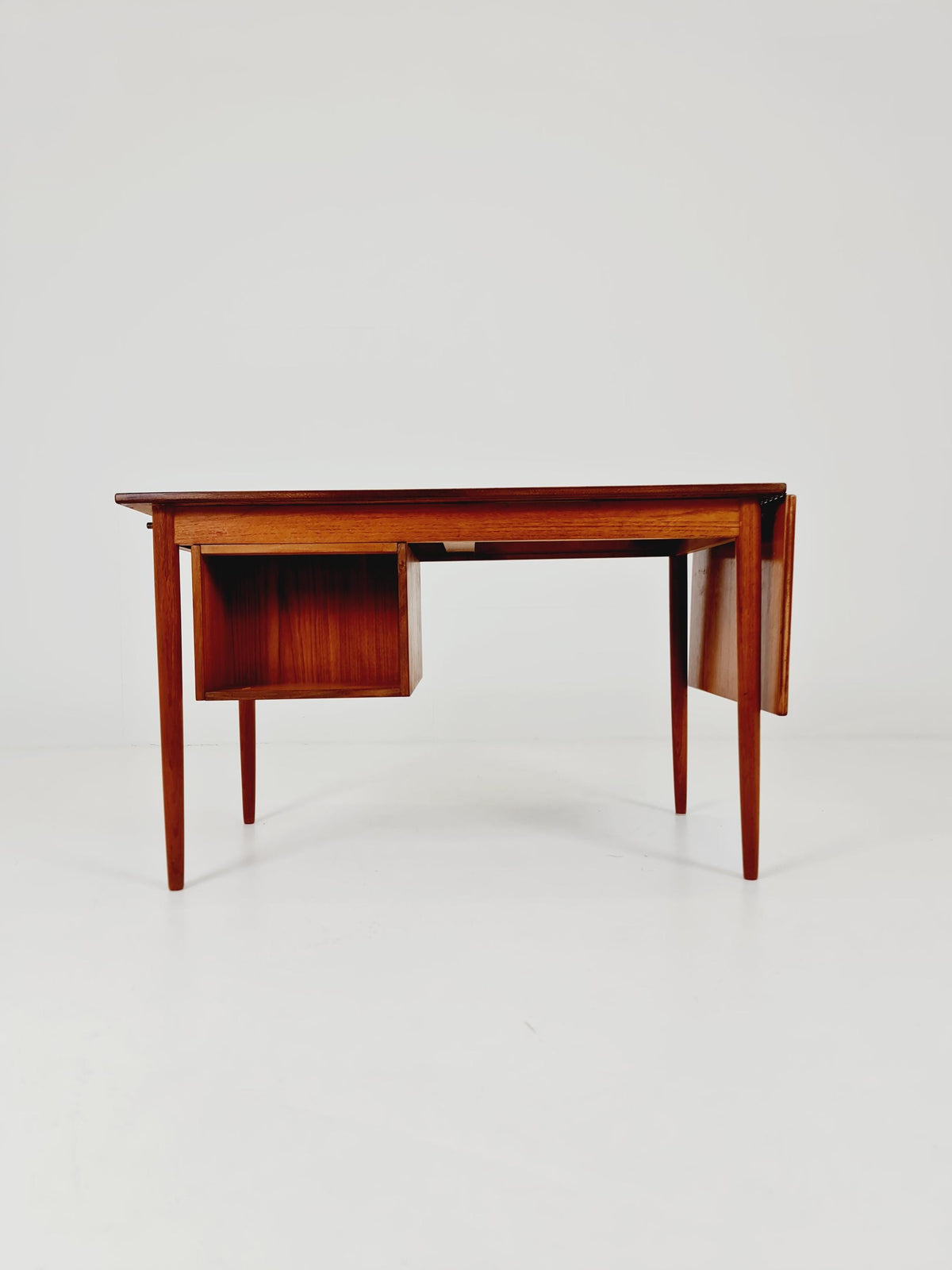 Mid century Danish leaf Drop teak desk By Arne Vodder For H.Sigh & Son , 1960s
