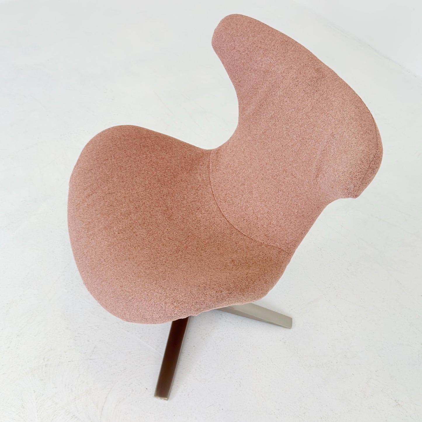 Miotto Colli Lounge Chair Sweden 2000s | Pink Retro Fabric | Chrome Swivel Armchair | Mid Century Modern Leisure Chair