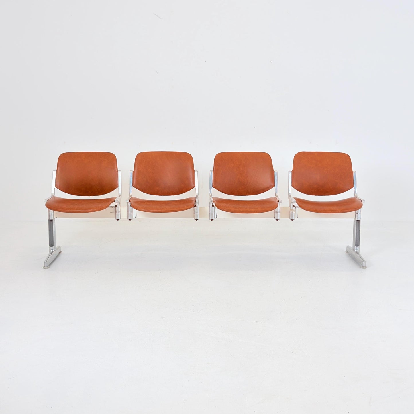 Rare Mid century Giancarlo Piretti Axis 3000 5-Seater Bench for Anonima Castelli, Italy, 1970s