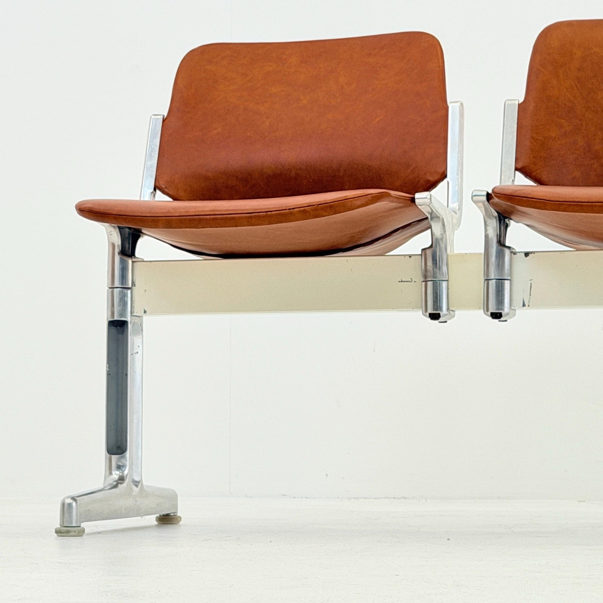 Rare Mid century Giancarlo Piretti Axis 3000 5-Seater Bench for Anonima Castelli, Italy, 1970s