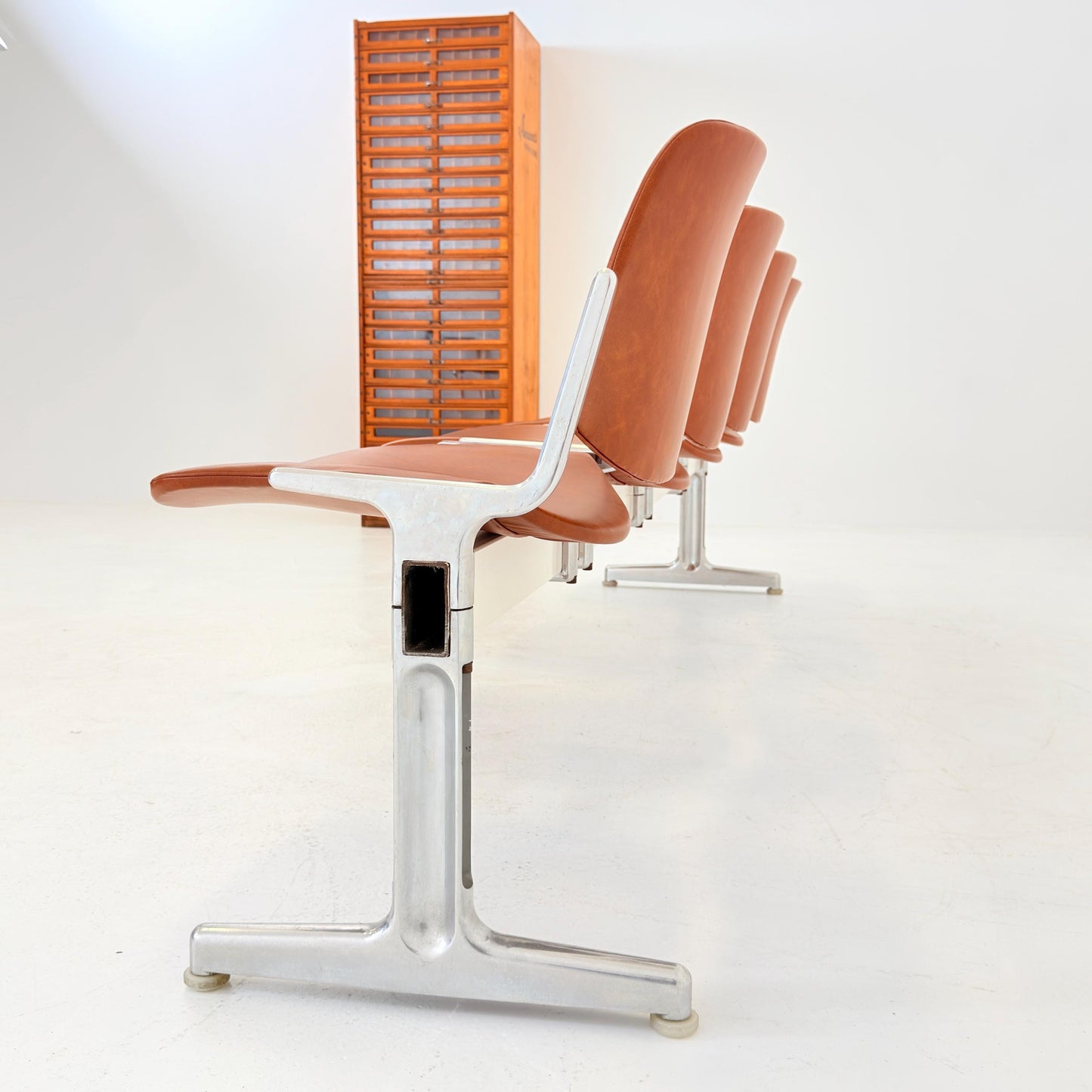 Rare Mid century Giancarlo Piretti Axis 3000 5-Seater Bench for Anonima Castelli, Italy, 1970s
