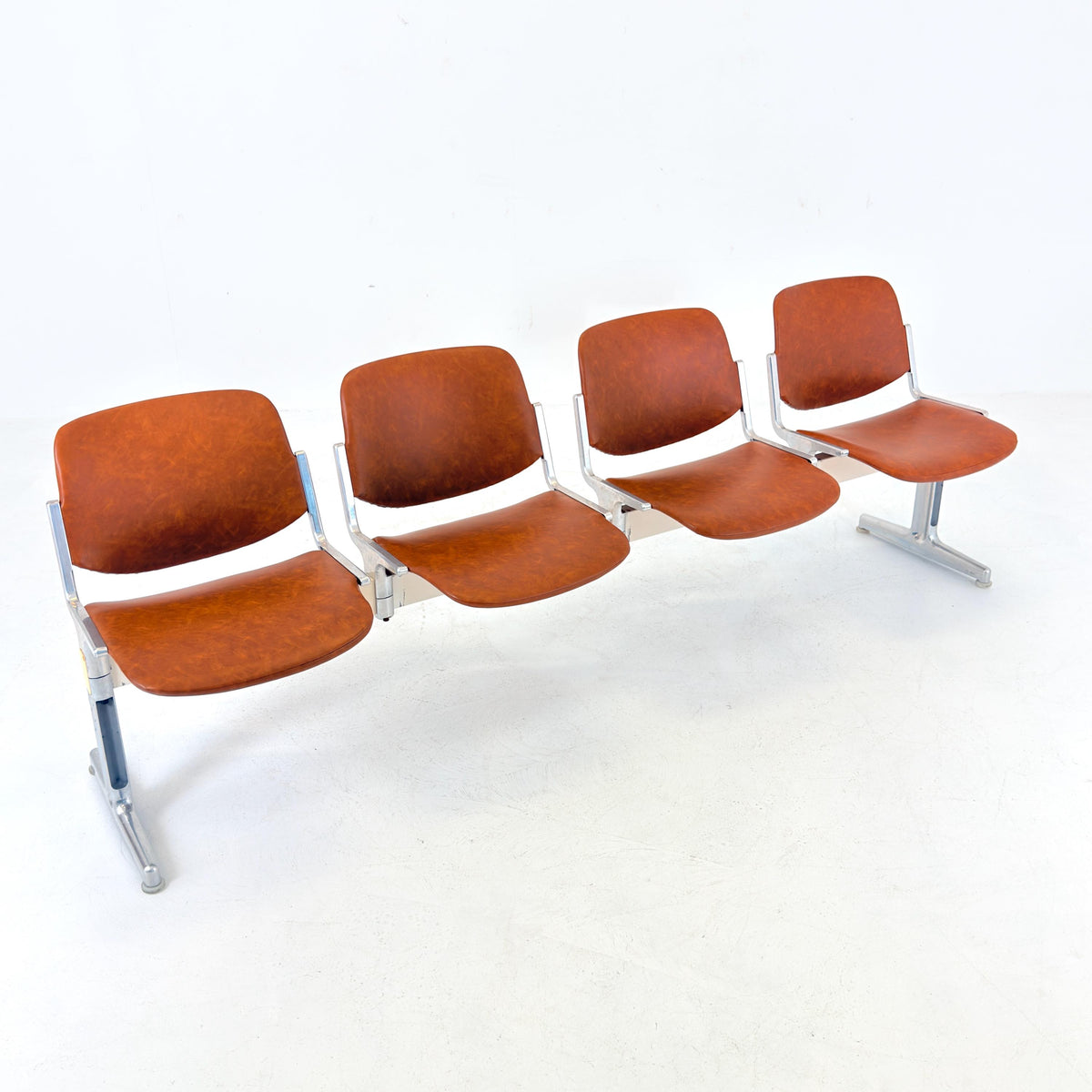 Rare Mid century Giancarlo Piretti Axis 3000 5-Seater Bench for Anonima Castelli, Italy, 1970s
