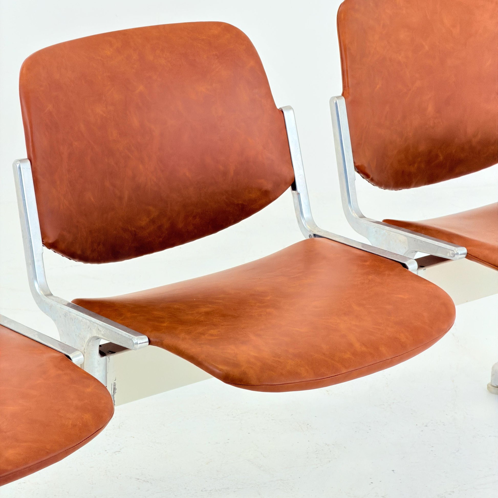 Rare Mid century Giancarlo Piretti Axis 3000 5-Seater Bench for Anonima Castelli, Italy, 1970s