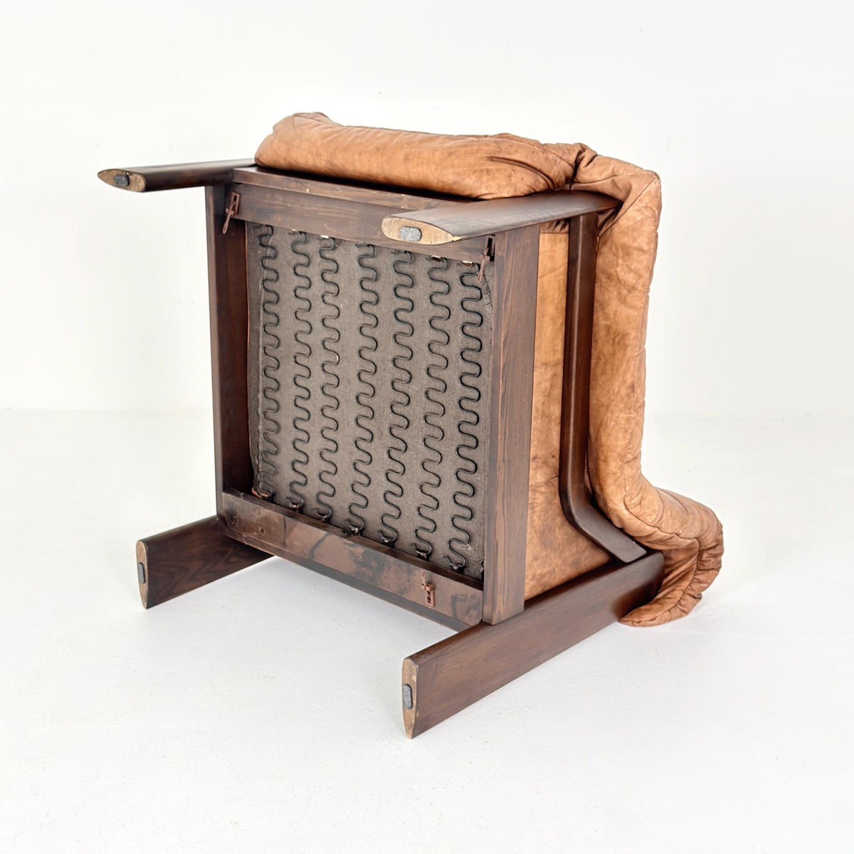 Mid Century Brutalist Lounge Chair, Vintage Cognac Leather Armchair, Solid Wood Frame, German Design, 1970s