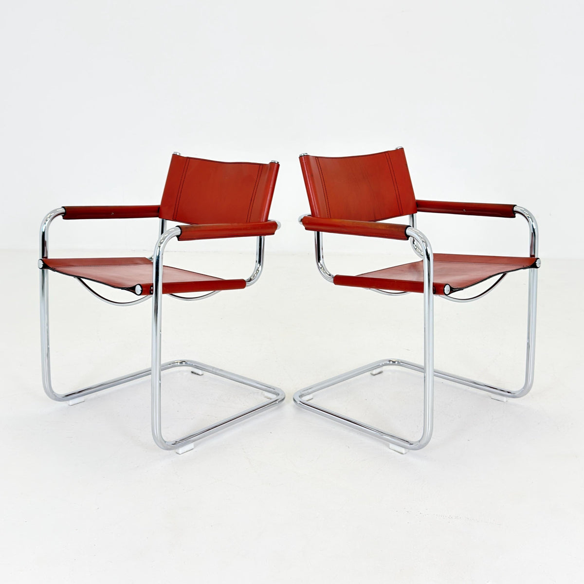set of 2 Mid century Bauhaus Leather b34 armchairs by Mart Stam & Marcel Breuer for Fasem, Italy 1985