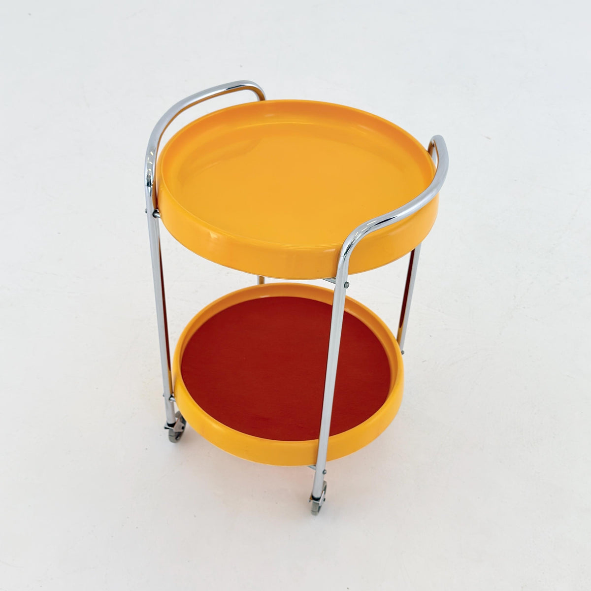 Mid century Spaceage Plastic and Metal Chrome Round Italian Bar Cart, 1980s