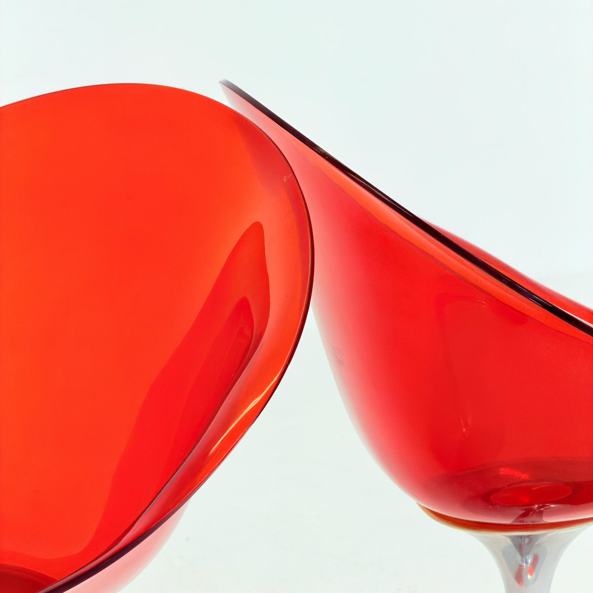 1 of 2 Mid Century Philippe Starck Eros Lounge Chair for Kartell, Red Plexiglass Swivel Armchair, 1990s Italy