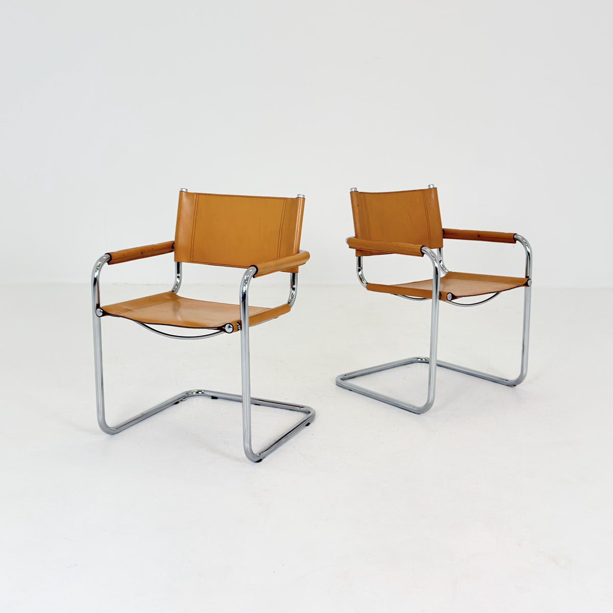set of 2 Mid century Bauhaus Leather b34 armchairs by Mart Stam & Marcel Breuer for Fasem, Italy 1985