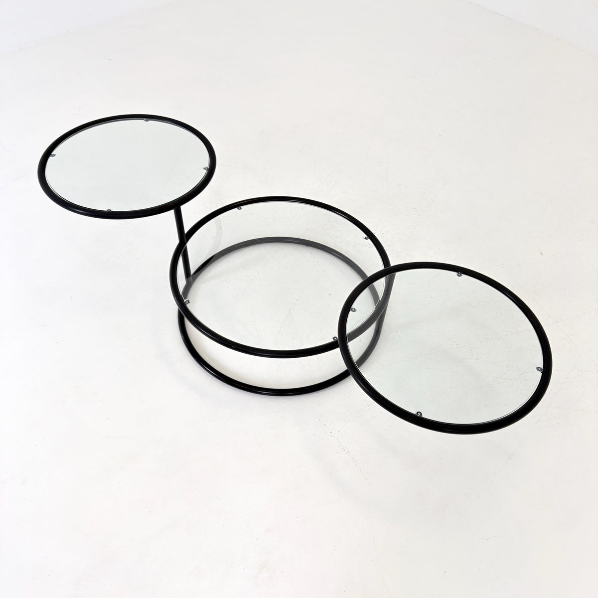 Mid-Century Black 3-Tier Swivel Coffee Table by Milo Baughman, Expandable Turntable Design