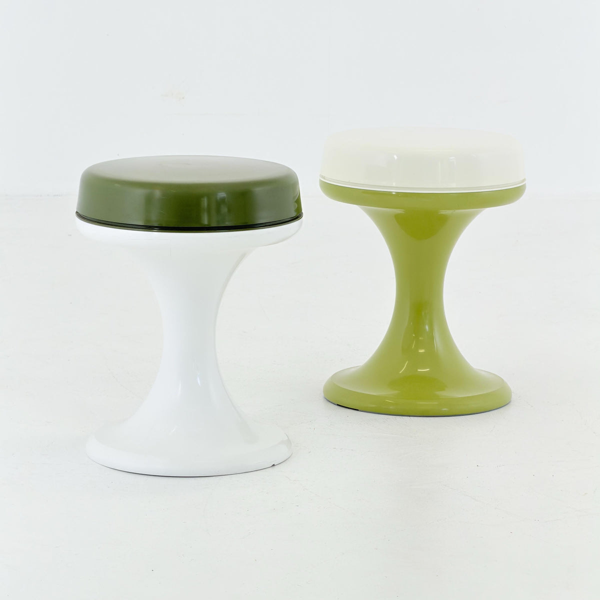 Mid Century Space Age Emsa Tulip Stools – Set of 2 – Olive Green & White – West Germany 1970s