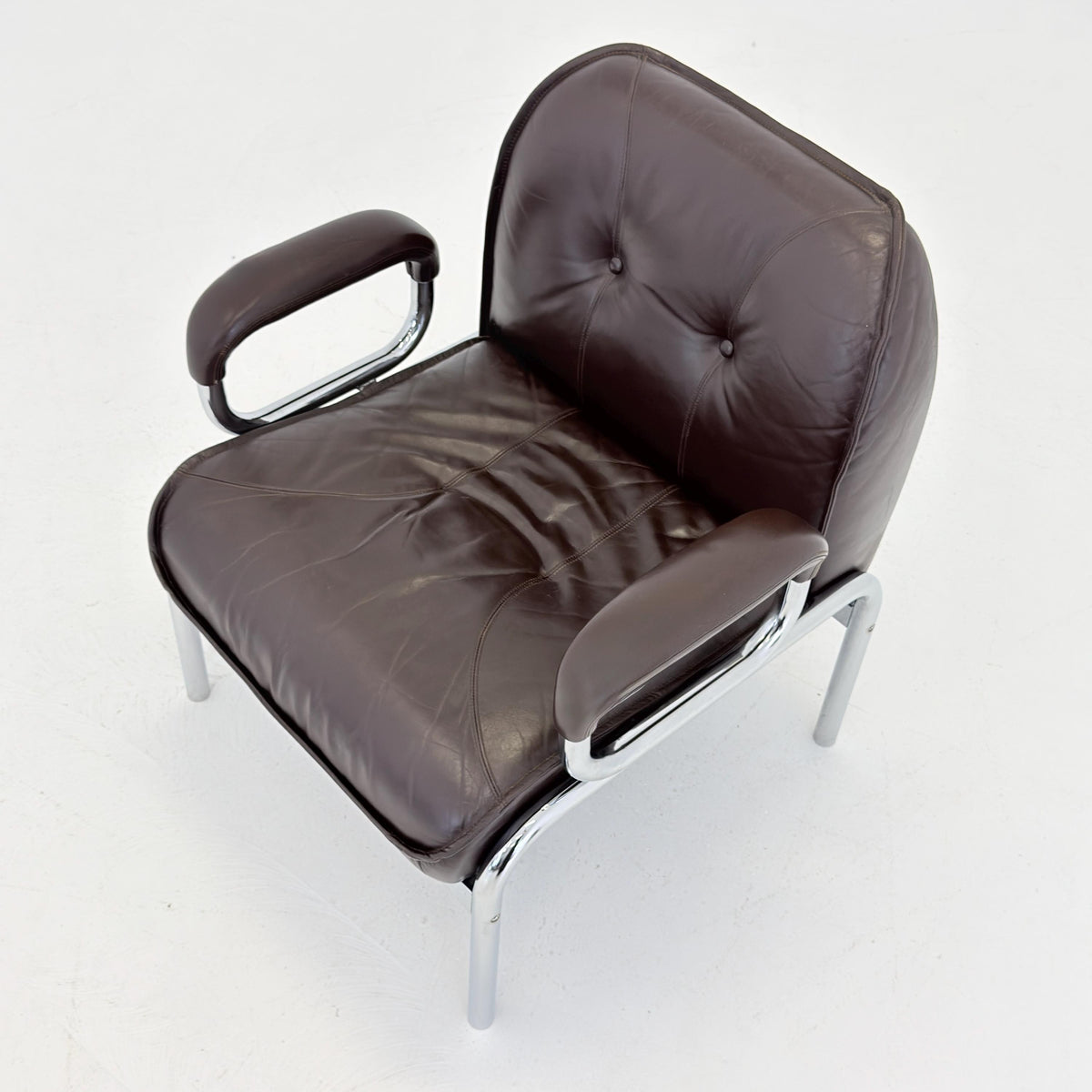 1 of 3 Mid century original vintage Girsberger Eurochair design lounge armchair , Switzerland 1980s.