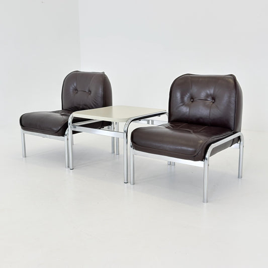 Set of 2 Girsberger Eurochair Lounge Chairs & Side Table, Swiss Made 1980s