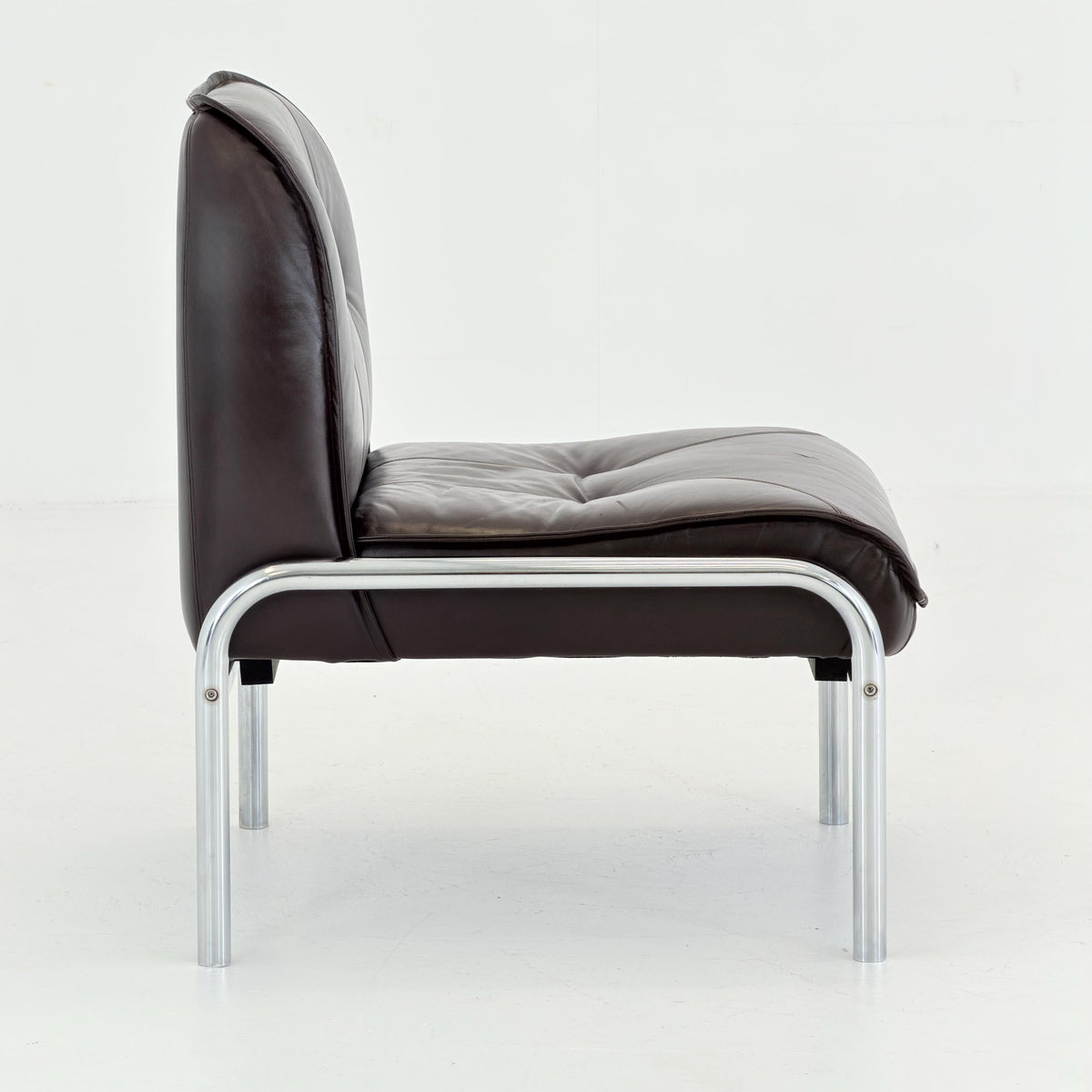 Set of 2 Girsberger Eurochair Lounge Chairs & Side Table, Swiss Made 1980s