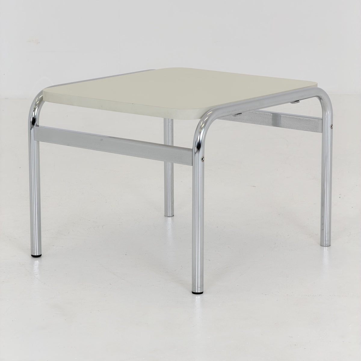 1 of 3 Mid century Girsberger Eurochair white coffee Table, Swiss 1980s,