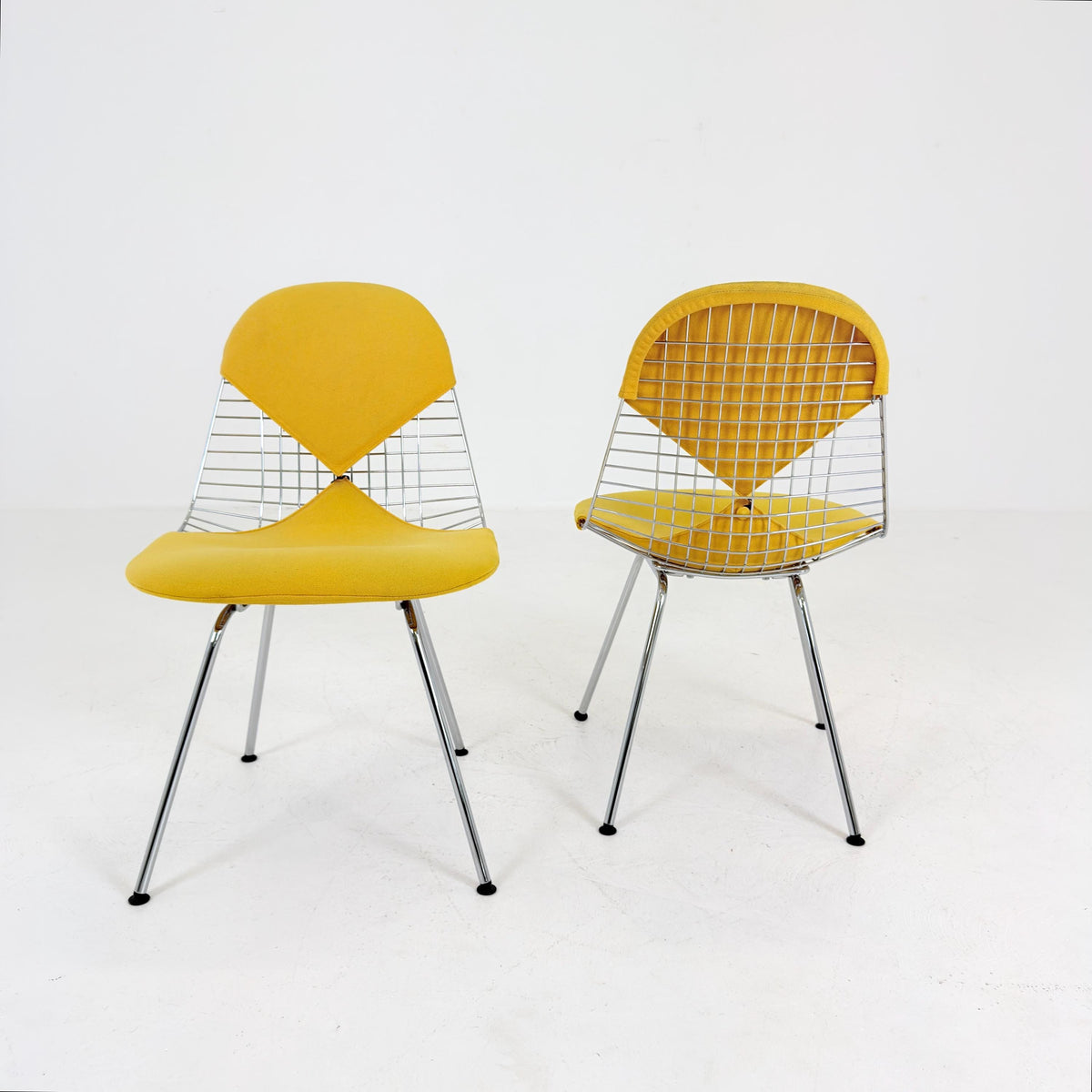 1 of 2 Mid-Century Charles & Ray Eames DKX-2 Wire Chair – Herman Miller – 1970s