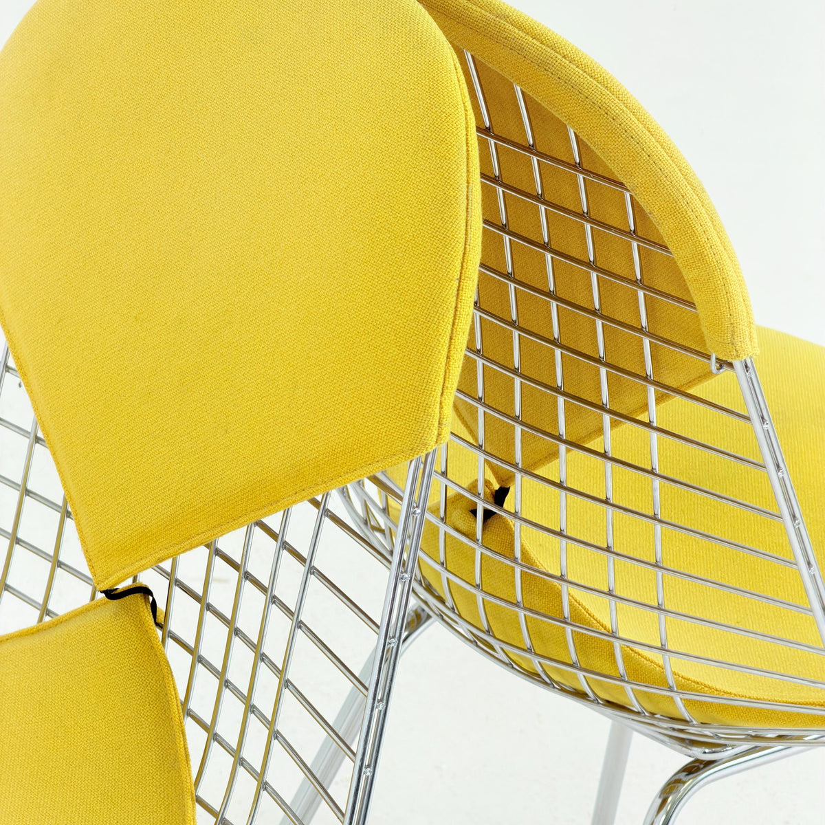 1 of 2 Mid-Century Charles & Ray Eames DKX-2 Wire Chair – Herman Miller – 1970s