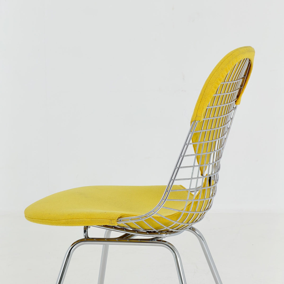 1 of 2 Mid-Century Charles & Ray Eames DKX-2 Wire Chair – Herman Miller – 1970s