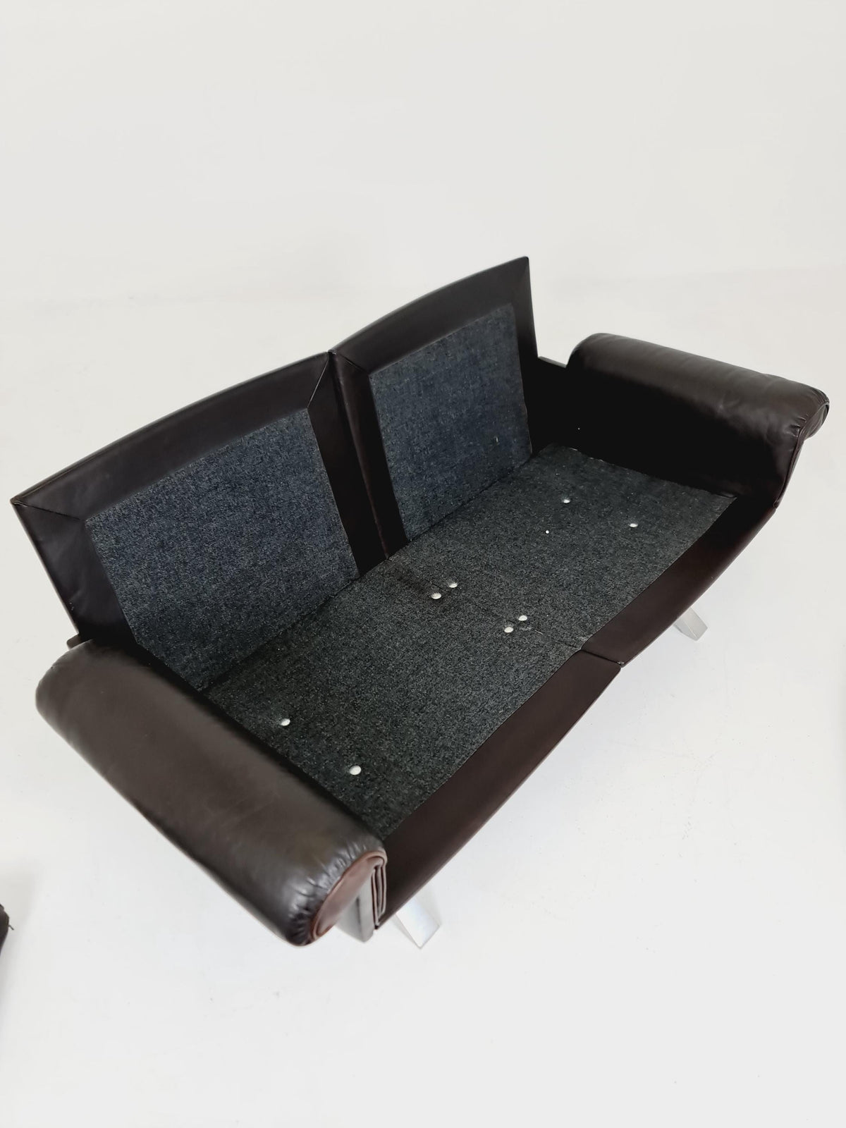Vintage Swiss leather Lounge Sofa 2 seater by De Sede Ds 31 Switzerland, 1970s