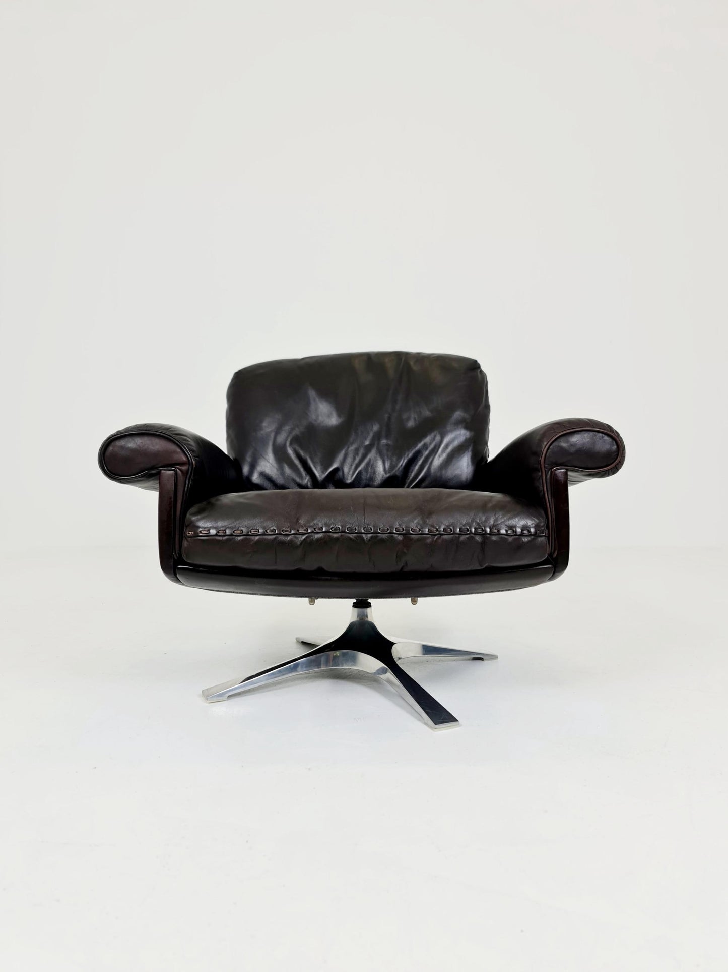 Vintage Swiss leather Lounge chair BY De Sede Ds 31 Switzerland, 1970s