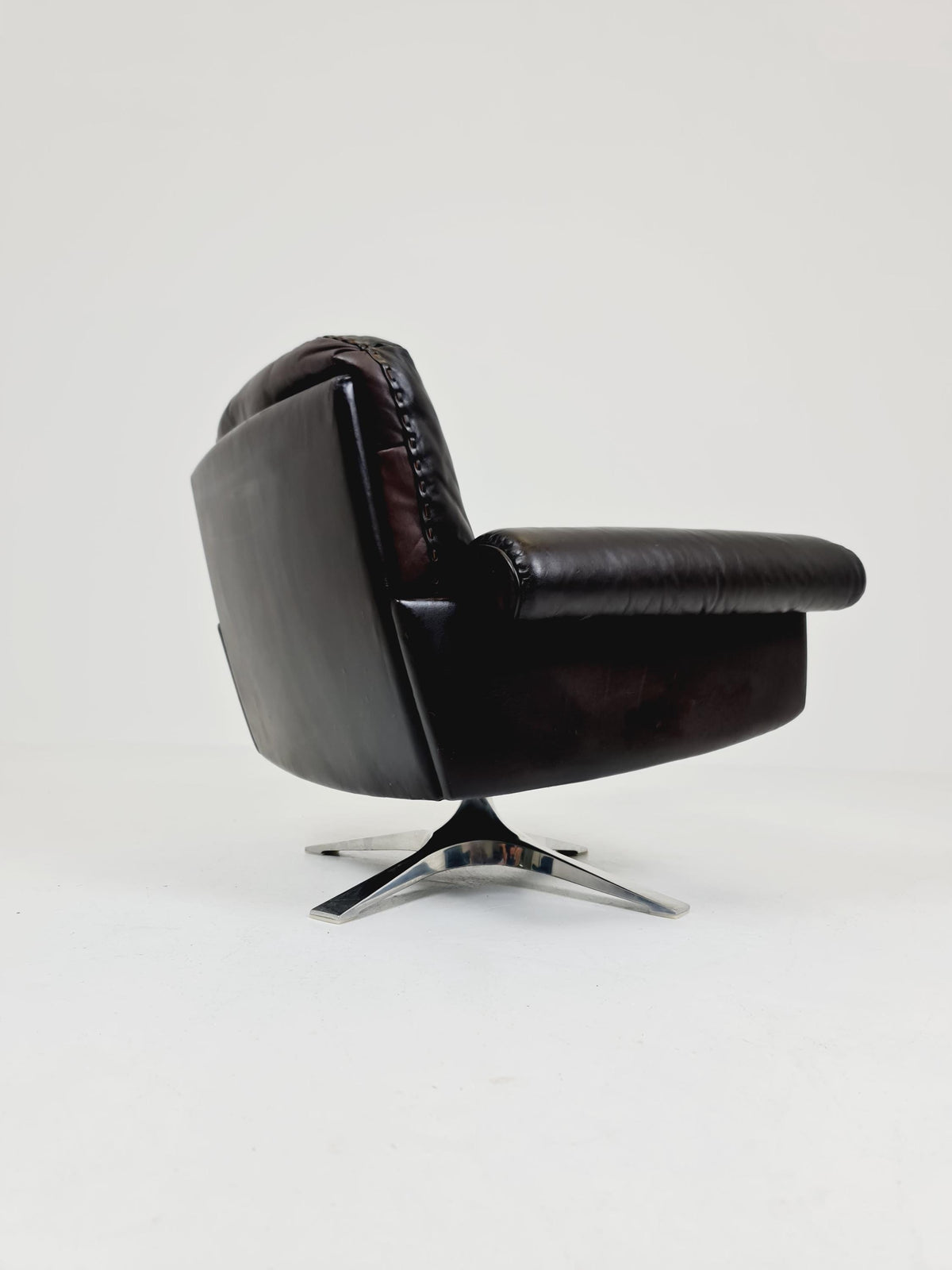 Vintage Swiss leather Lounge chair BY De Sede Ds 31 Switzerland, 1970s