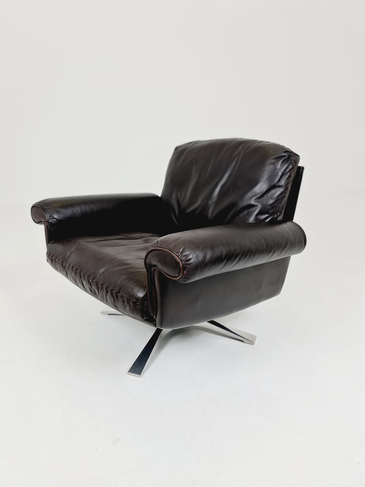 Vintage Swiss leather Lounge chair BY De Sede Ds 31 Switzerland, 1970s