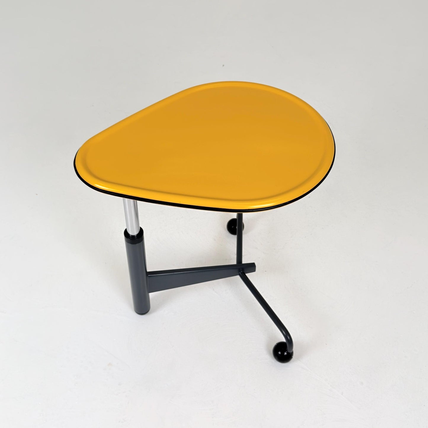Mid century Adjustable side table “Kick” by Toshiyuki Kita for Cassina Italy 1980s
