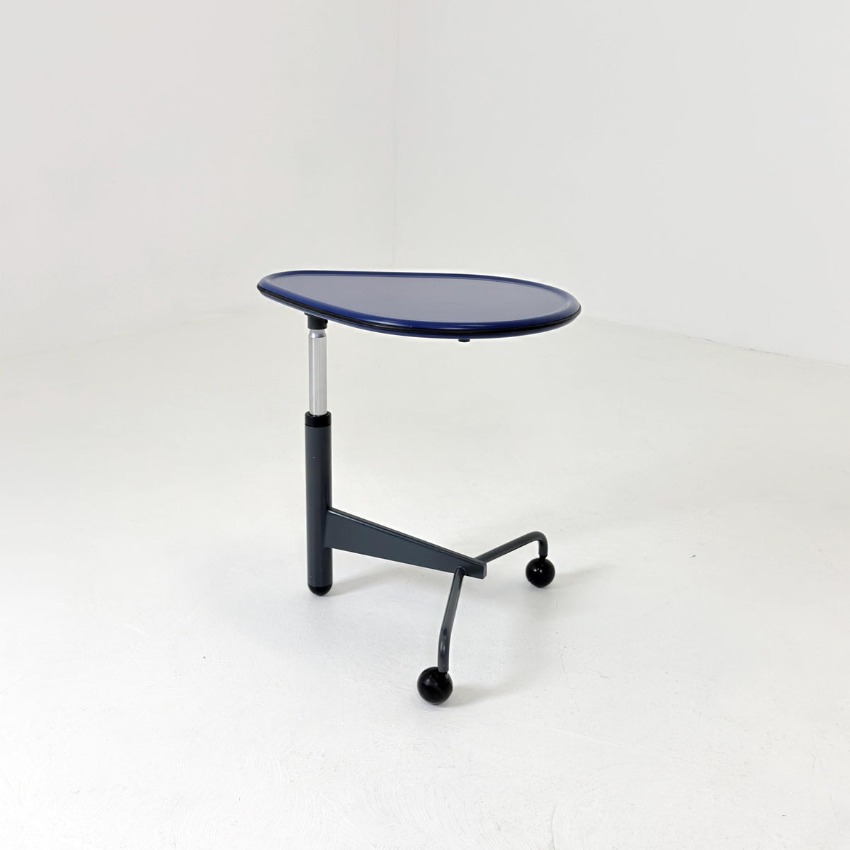 Mid century Adjustable side table “Kick” by Toshiyuki Kita for Cassina Italy 1980s
