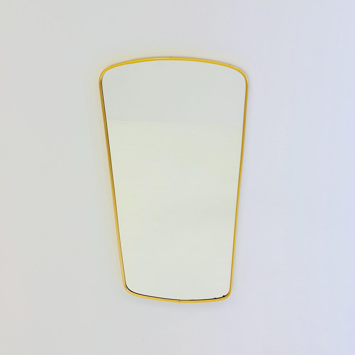 Rare Mid-Century Modern brass kidney Wall Mirror – by Arax zierspiegep western Germany, 1960s