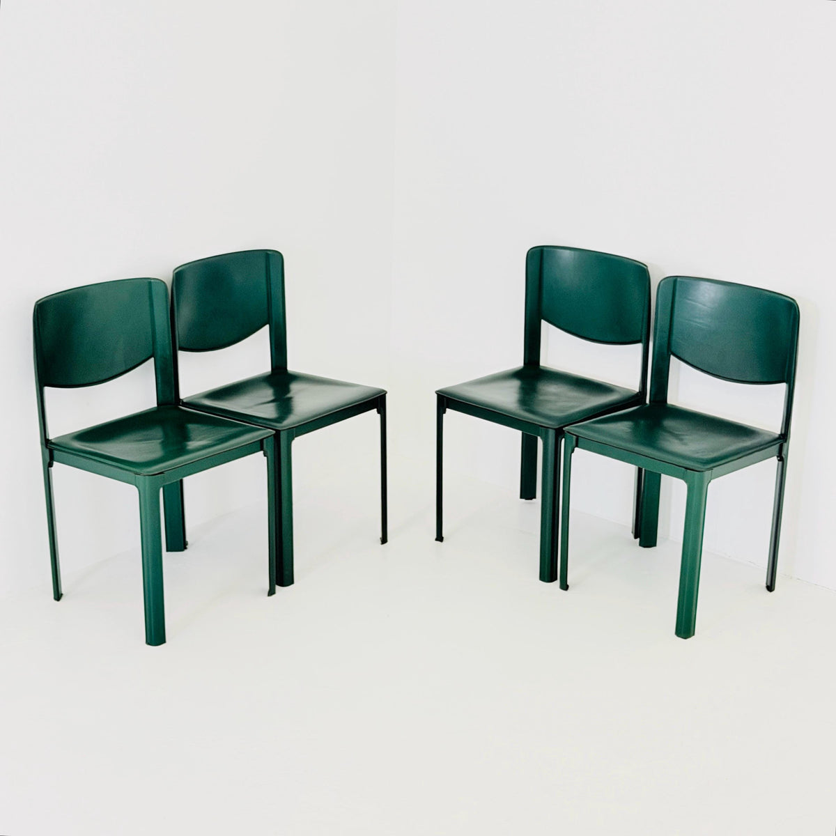 Rare Set of 4 Tito Agnoli Sistina Chairs for Matteo Grassi, Forest Green Leather, Italy 1980s