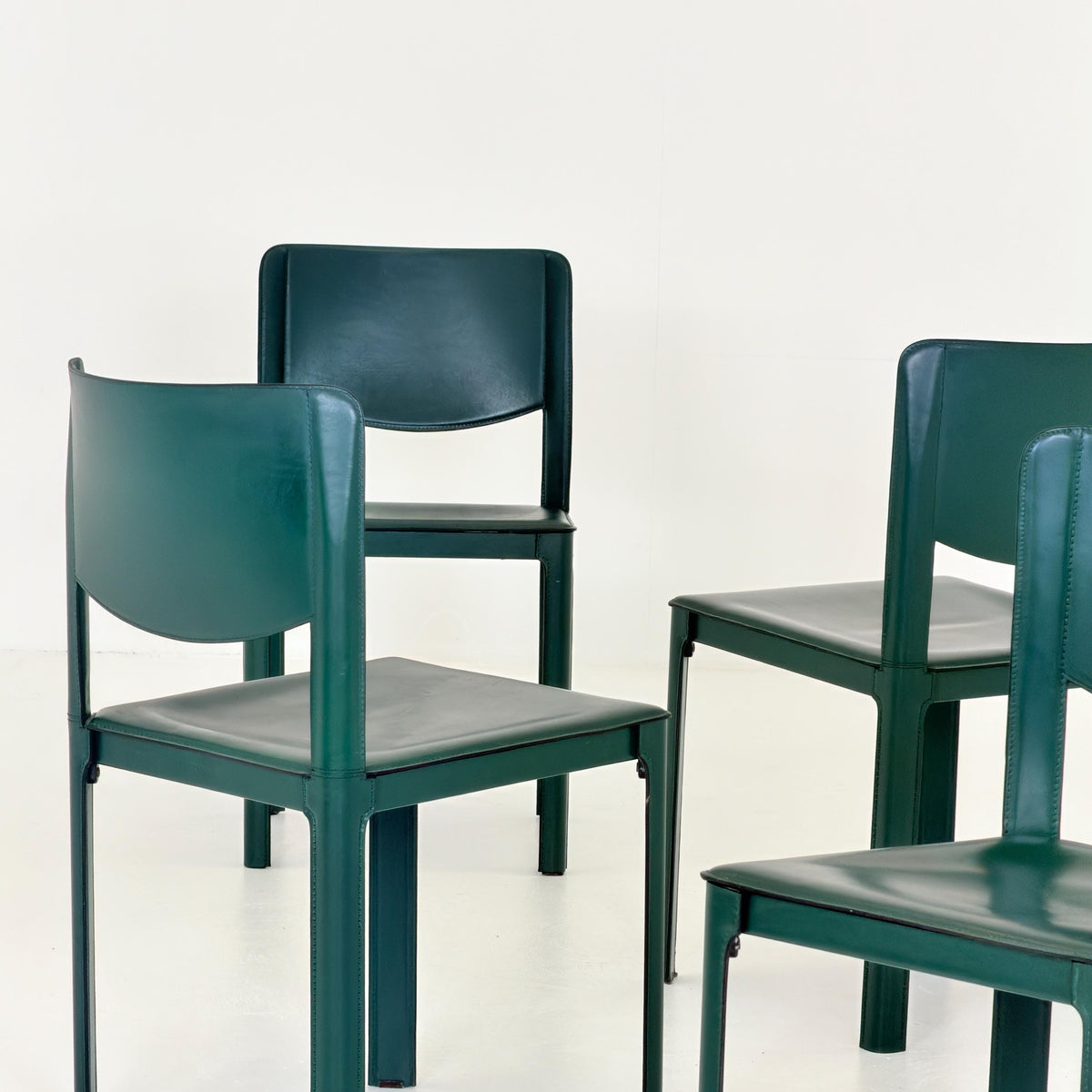 Rare Set of 4 Tito Agnoli Sistina Chairs for Matteo Grassi, Forest Green Leather, Italy 1980s