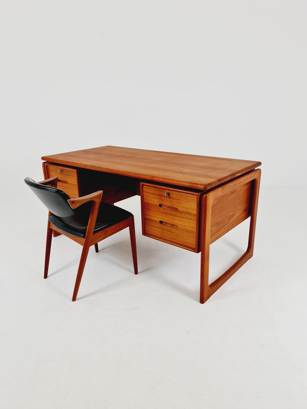Rare Danish Solid Teak Desk by Dyrlund Møbelfabrik, 1960s