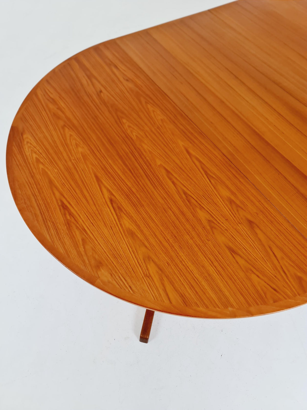 Mid century extendable Danish Modern Solid Teak XL dining table by Berhard Pedersen &Son , 1970s