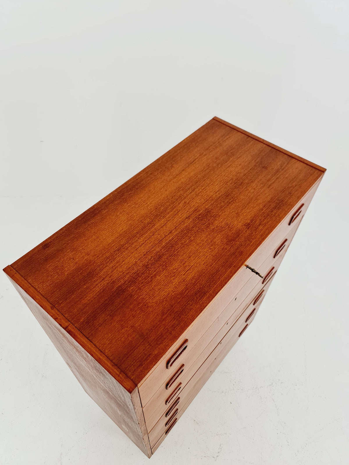 Midcentury danish design chest of drawers / drawer dresser /6 drawers cabinet By Ejsing Möbelfabrik 1960s