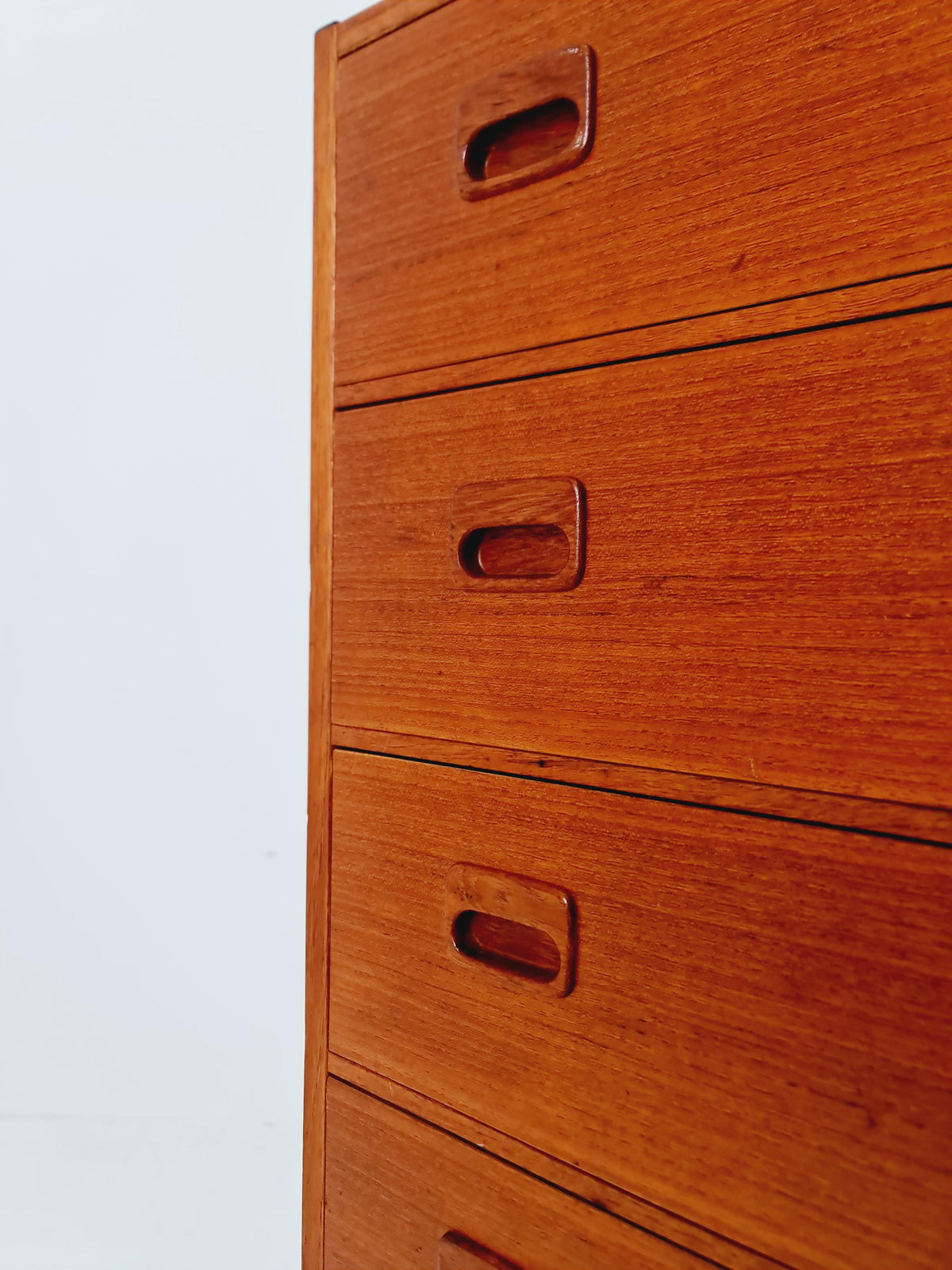 Midcentury danish design chest of drawers / drawer dresser /6 drawers cabinet By Ejsing Möbelfabrik 1960s
