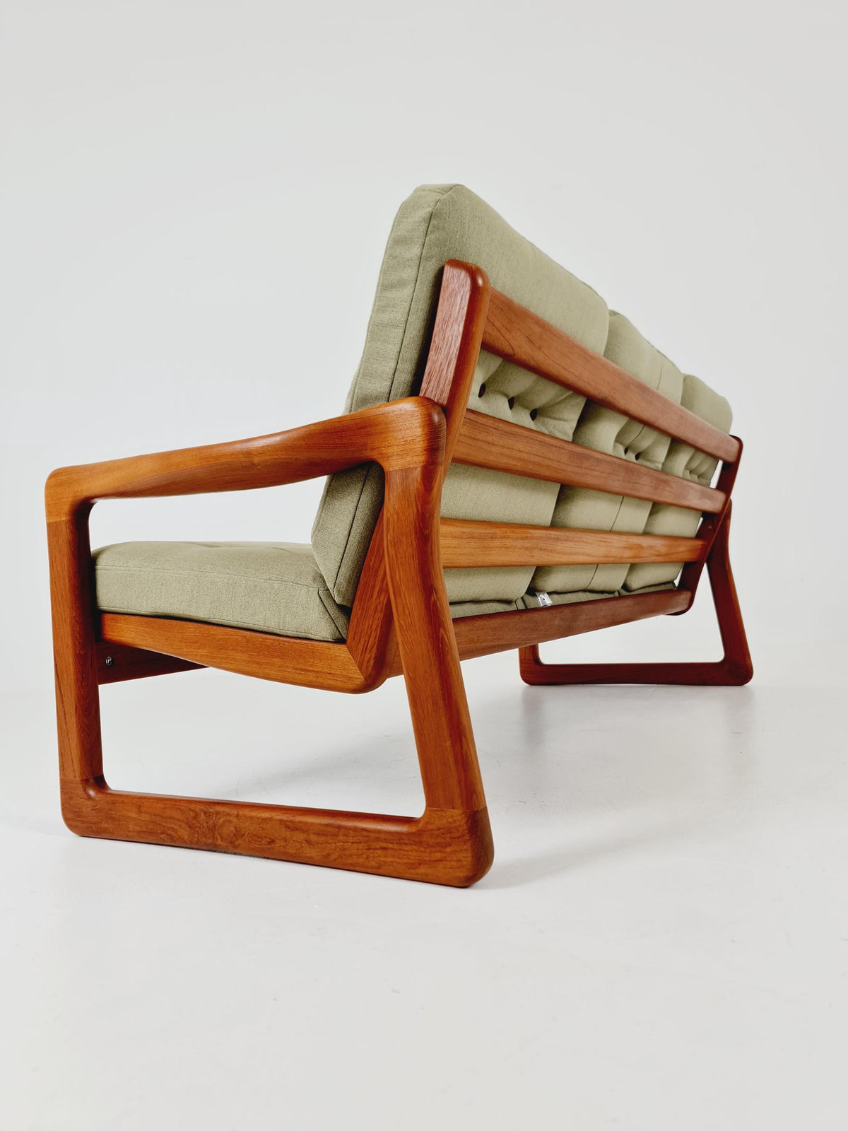 Mid century teak 3 -Seater Sofa by Holstebro Möbelfabrik , 1970s