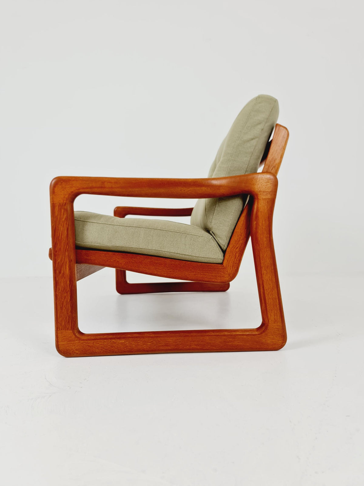 Mid century teak 2 -Seater Sofa by Holstebro Möbelfabrik , 1970s
