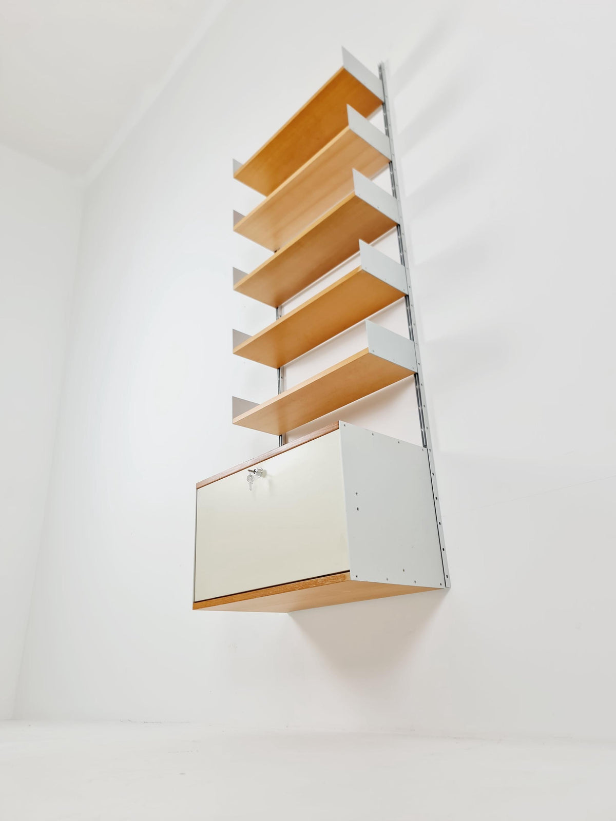 Rare Vintage shelving Unit "606", Dieter Rams for Vitsœ, 1950s