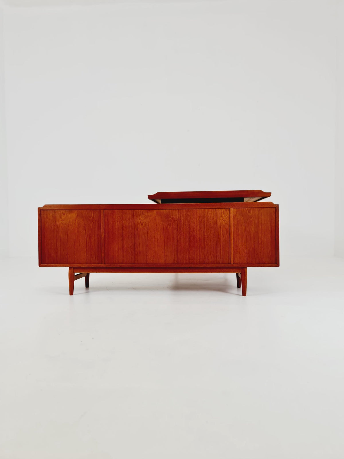 Mid-Century Modern Arne Vodder Model 209 Teak Executive Desk for Sibast