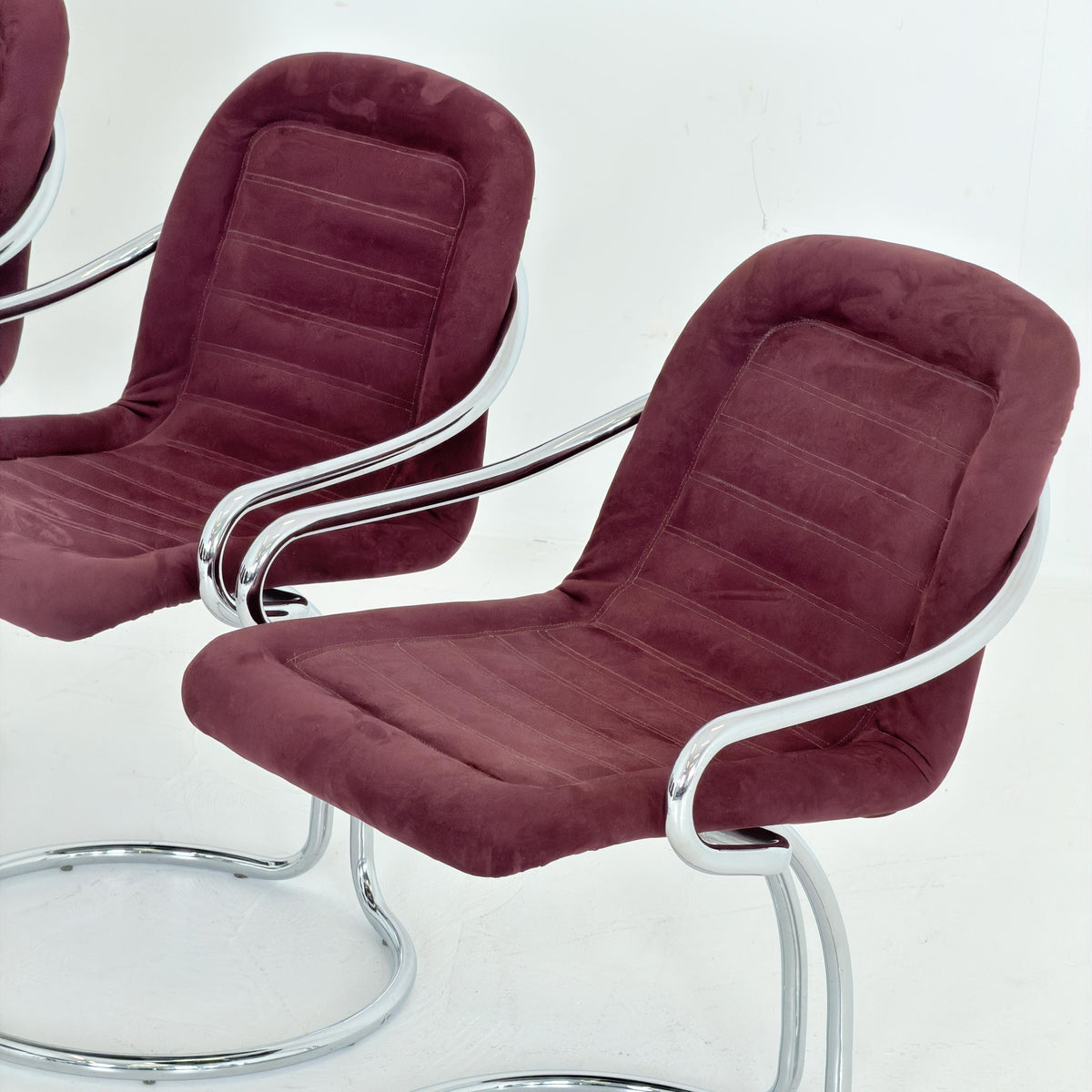 Set of 6 Mid century Cantilever Dining Chairs by Gastone Rinaldi Cantilever wine red – for RIMA Italy 1970s