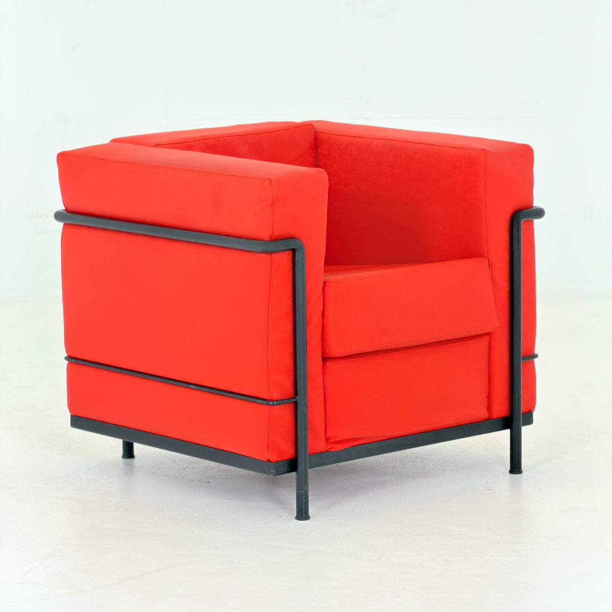 Mid century Cassina LC2 Armchair by Le Corbusier, Perriand & Jeanneret, Red Patterned Leather, Italy , LC2 011404 /1970s