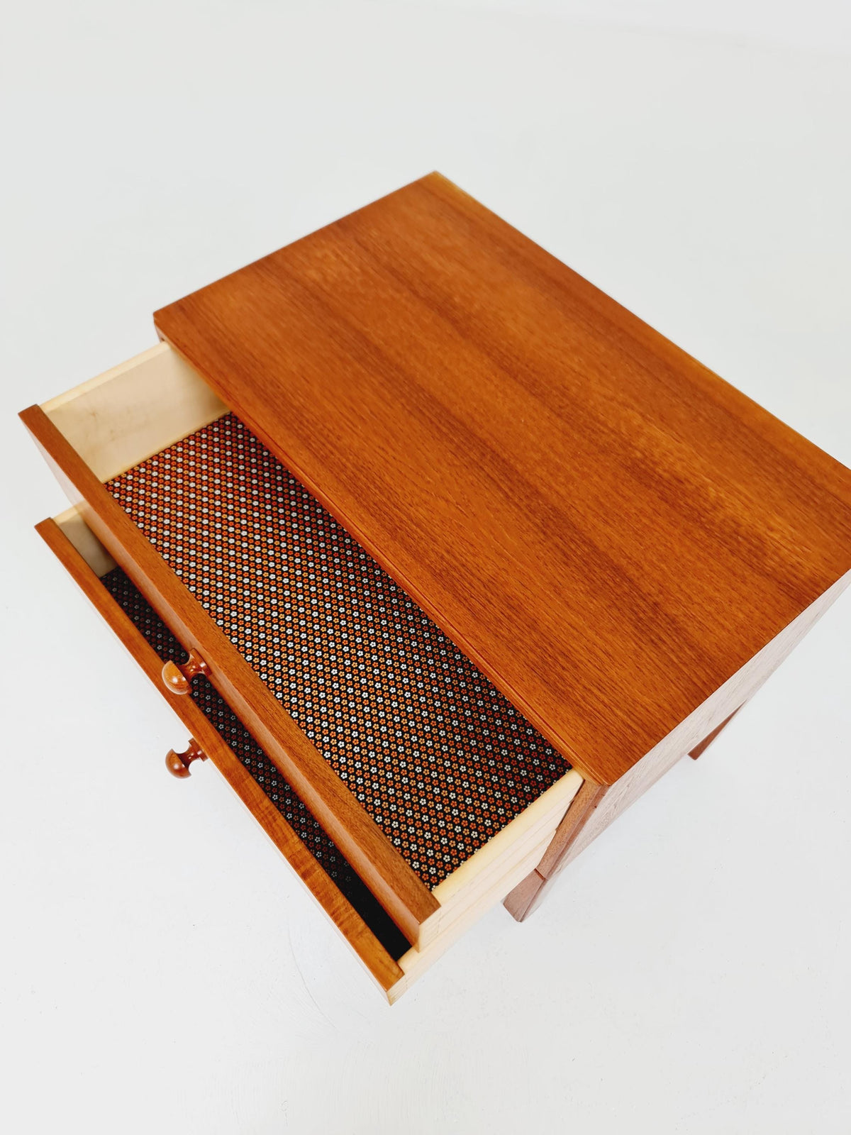 Midcentury Danish teak Side table/ Bedside table Kai Kristiansen Modell 501 , 1960s
