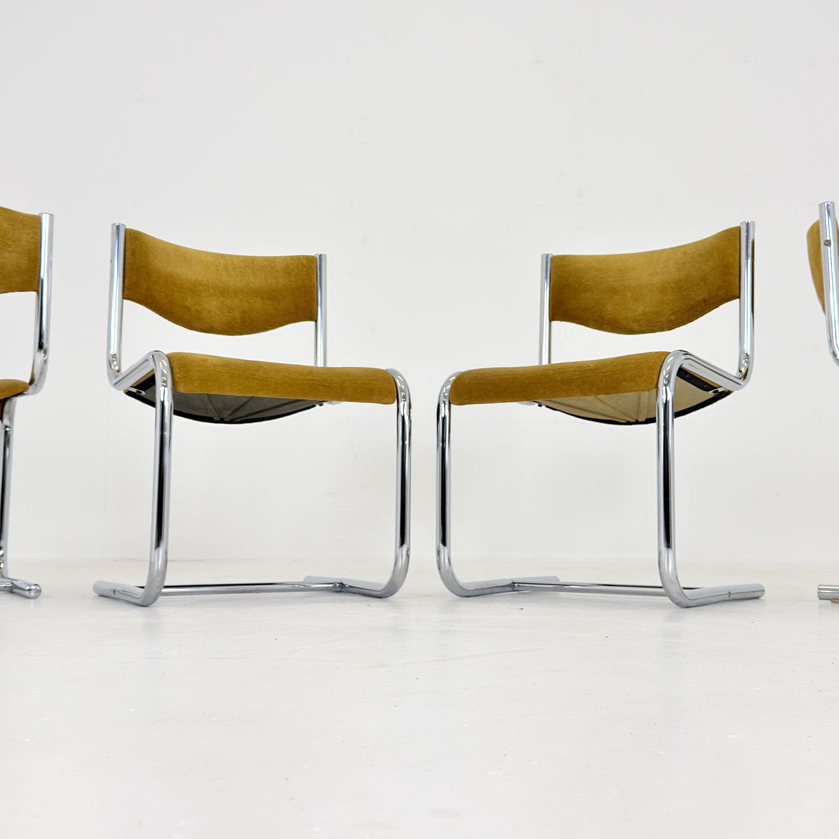 Set of 4 Mid Century Bauhaus Cantilever Dining Chairs, 1980s Germany